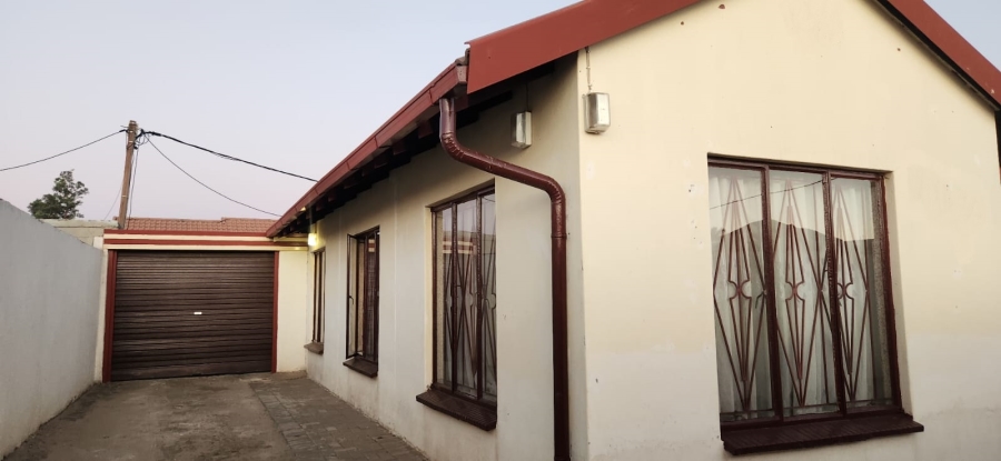 3 Bedroom Property for Sale in Boitekong North West